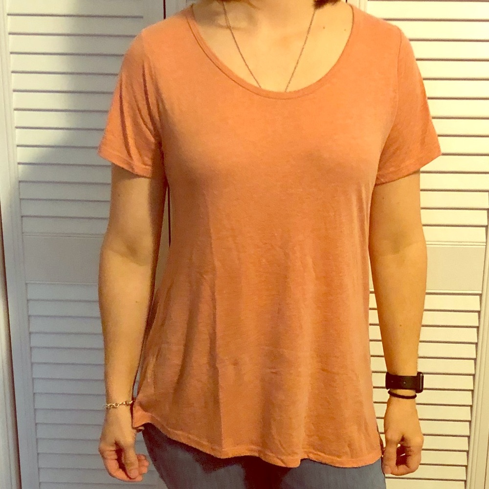 Lularoe classic tee